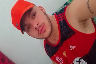 Novinho pirocudo